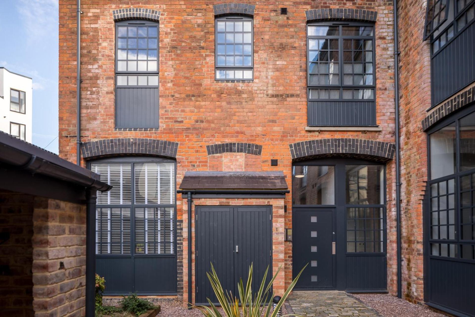 Elliot Oliver - Stylish 2 Bedroom Town Centre Apartment Cheltenham Exterior foto