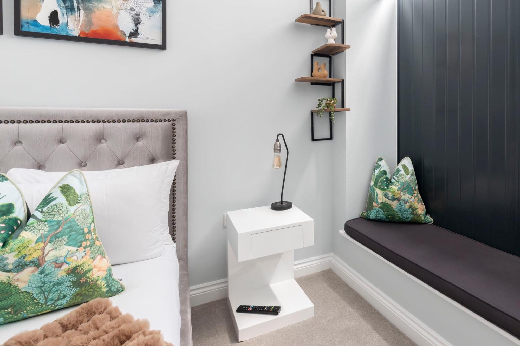 Elliot Oliver - Stylish 2 Bedroom Town Centre Apartment Cheltenham Exterior foto