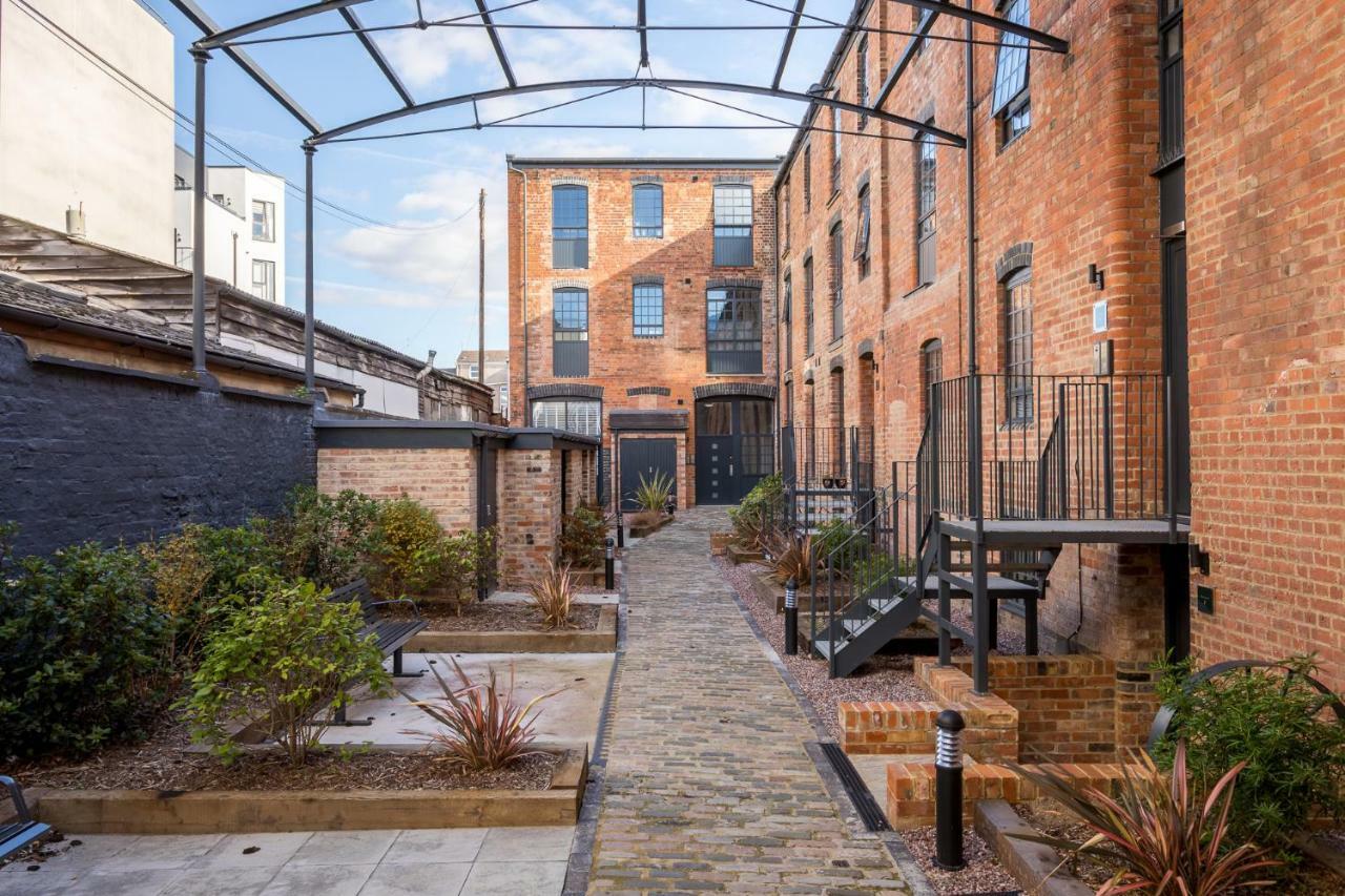 Elliot Oliver - Stylish 2 Bedroom Town Centre Apartment Cheltenham Exterior foto
